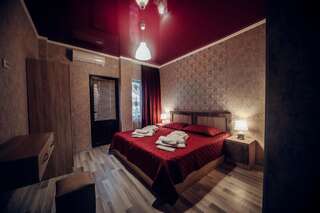 Гостевой дом Apartment Royal Comfort Кутаиси Просторный двухместный номер с 2 отдельными кроватями-7